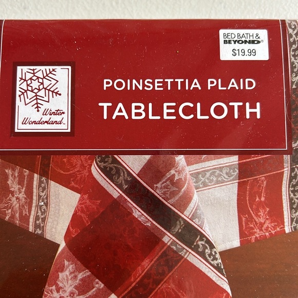 Holiday Tablecloth, new in package, Poinsettia Plaid, 70in Round - Picture 2 of 4